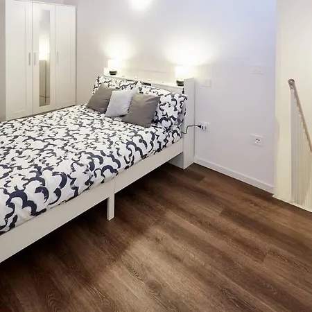 Apartment Loft Dal Design Raffinato A Vigonovo *