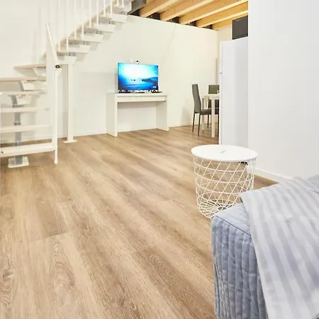 Loft Dal Design Raffinato A Vigonovo Apartment Fontanafredda